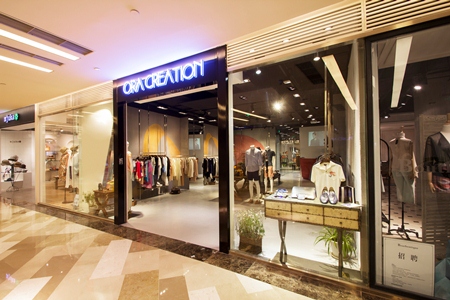 fashion-store-design_entrance